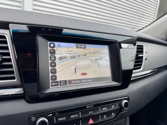 
Kia Niro 1.6 GDi Hybrid 141pk DCT6 DynamicLine | Trekhaak | Climate Controle | Navigatie | vol									