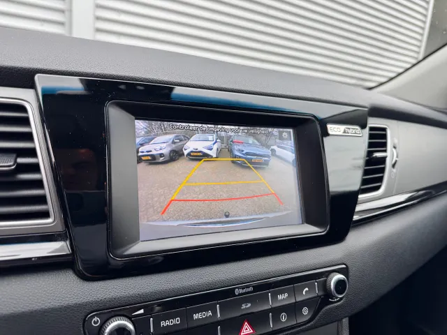 
Kia Niro 1.6 GDi Hybrid 141pk DCT6 DynamicLine | Trekhaak | Climate Controle | Navigatie | vol									