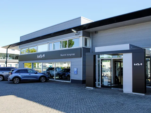 
Kia Niro 1.6 GDi Hybrid 141pk DCT6 DynamicLine | Trekhaak | Climate Controle | Navigatie | vol									