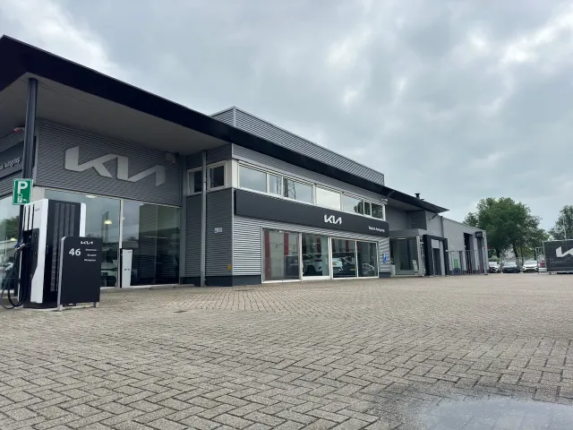 
Kia Niro 1.6 GDi Hybrid 141pk DCT6 DynamicLine | Trekhaak | Climate Controle | Navigatie | vol									