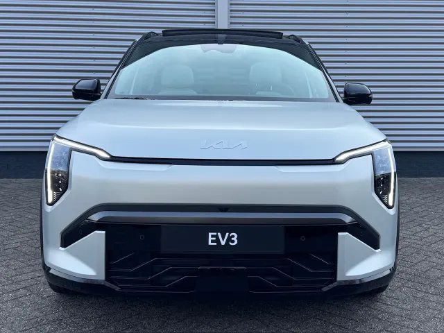 
Kia EV3 81,4 kWh 204pk GT-PlusLine | 360 Camera | Stoelkoeling | Stoel/Stuurwielverwarming | Schuif/Kanteldak | Harman/Kardon | Head Up Display | vol									