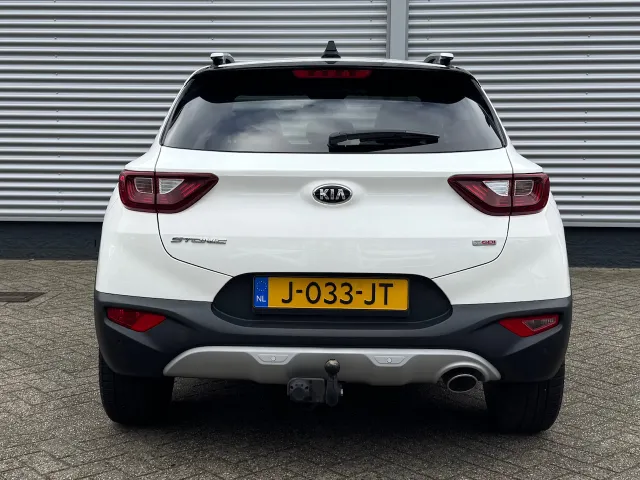 
Kia Stonic 1.0 T-GDi 100pk Sports Edition | Trekhaak | 17 inch Lichtmetalen Velgen | Navigatie | Airco | vol									