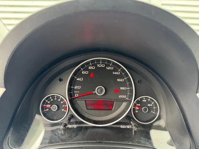 
SEAT Mii 1.0 60pk 5D @Mii | Airco | Lichtmetalen Velgen | Navigatie | vol									