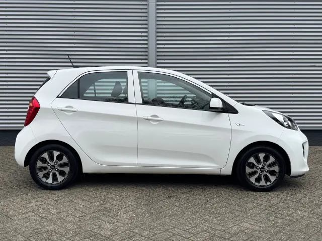 
Kia Picanto 1.0 CVVT 66 PK 5D EconomyPlusLine | Navigatie | Camera | Airco | Lichtmetalen Velgen | vol									
