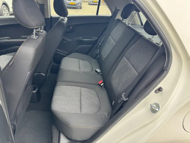 
Kia Picanto 1.0 CVVT 66 PK 5D EconomyPlusLine | Navigatie | Camera | Airco | Lichtmetalen Velgen | vol									