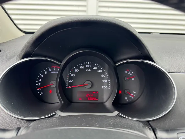 
Kia Picanto 1.0 CVVT 66 PK 5D EconomyPlusLine | Navigatie | Camera | Airco | Lichtmetalen Velgen | vol									