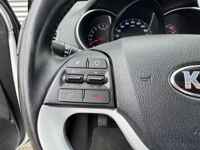 
Kia Picanto 1.0 CVVT 66 PK 5D EconomyPlusLine | Navigatie | Camera | Airco | Lichtmetalen Velgen | vol									