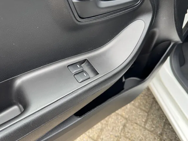 
Kia Picanto 1.0 CVVT 66 PK 5D EconomyPlusLine | Navigatie | Camera | Airco | Lichtmetalen Velgen | vol									