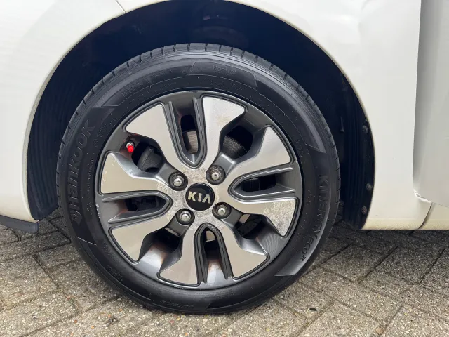 
Kia Picanto 1.0 CVVT 66 PK 5D EconomyPlusLine | Navigatie | Camera | Airco | Lichtmetalen Velgen | vol									