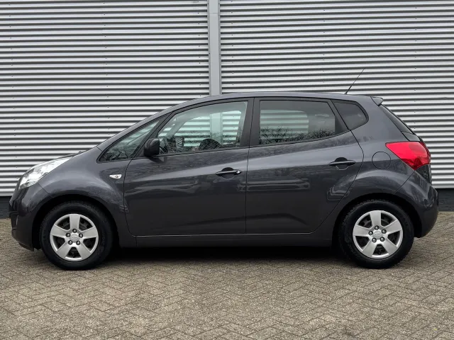 
Kia Venga 1.4 66KW 20th Anniversary | Navigatie | Camera | Airco | vol									