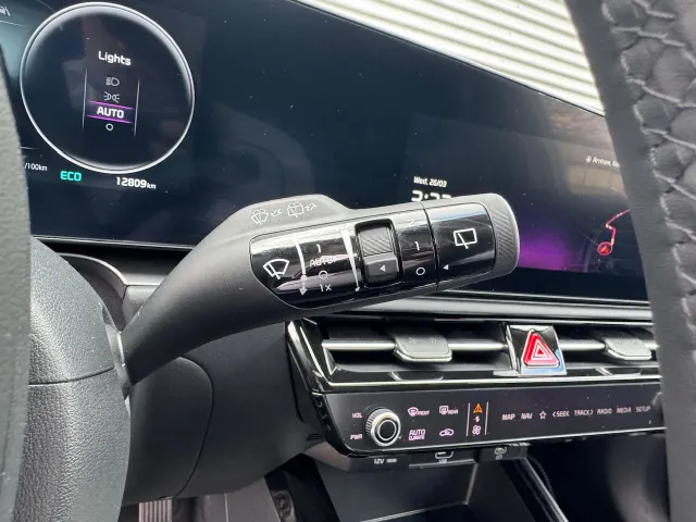 
Kia Niro 1.6 GDi Hybrid 141pk DCT6 DynamicPlusLine | Stoel/Stuurwielverwarming | Schuif/Kanteldak | Dodehoek | HUD | Navigatie | Climate | vol									