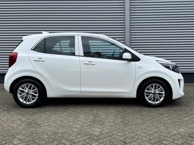 
Kia Picanto 1.0 DPi 67pk 4-zits DynamicLine | Apple Carplay/Android Auto | Airco | Lichtmetalen Velgen | vol									