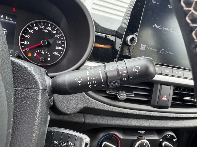 
Kia Picanto 1.0 DPi 67pk 4-zits DynamicLine | Apple Carplay/Android Auto | Airco | Lichtmetalen Velgen | vol									