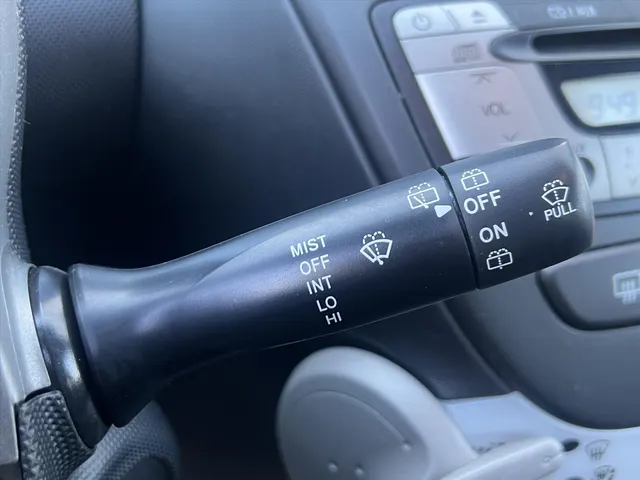 
Peugeot 107 1.0 68PK 5D Active | Airco | Radio | AUX | vol									