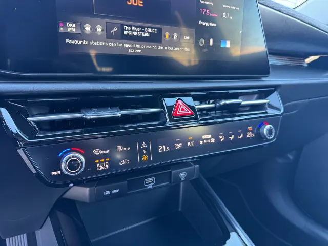 
Kia Niro 1.6 GDi Hybrid 129pk DCT6 DynamicLine | Navigatie | Climate Control | Sensoren | vol									