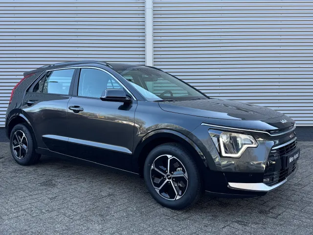 
Kia Niro 1.6 GDi Hybrid 129pk DCT6 DynamicLine | Navigatie | Climate Control | Sensoren | vol									