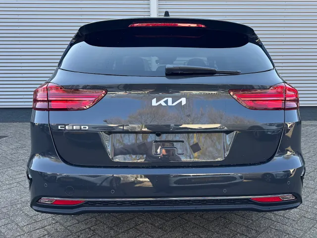 
Kia Ceed 1.0 T-GDi MHEV 100pk DCT7 Design Edition | JBL | Stoel/Stuurwielverwarming | Navigatie | Climate Control | vol									