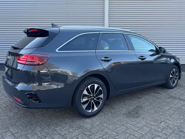 
Kia Ceed 1.0 T-GDi MHEV 100pk DCT7 Design Edition | JBL | Stoel/Stuurwielverwarming | Navigatie | Climate Control | vol									