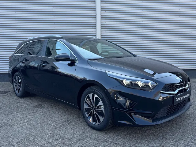 
Kia Ceed 1.0 T-GDi 100pk Design Edition | JBL | Stoel/Stuurwielverwarming | Navigatie | Climate Control | vol									