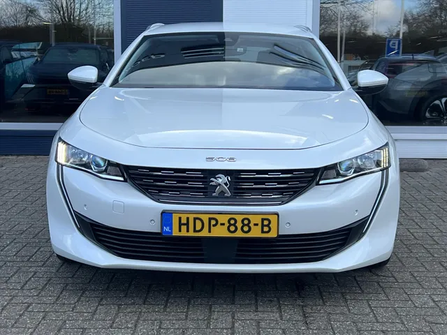 
Peugeot 508 Sw 1.6 Hybrid 225pk e-EAT8 Allure Pack Business | Trekhaak | Camera | Carplay | Elektrische Klep | Navigatie vol									