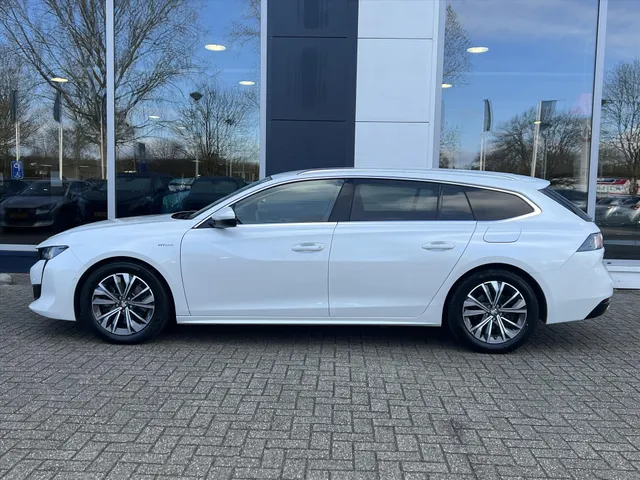 
Peugeot 508 Sw 1.6 Hybrid 225pk e-EAT8 Allure Pack Business | Trekhaak | Camera | Carplay | Elektrische Klep | Navigatie vol									
