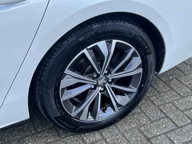 
Peugeot 508 Sw 1.6 Hybrid 225pk e-EAT8 Allure Pack Business | Trekhaak | Camera | Carplay | Elektrische Klep | Navigatie vol									