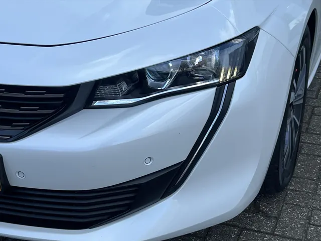 
Peugeot 508 Sw 1.6 Hybrid 225pk e-EAT8 Allure Pack Business | Trekhaak | Camera | Carplay | Elektrische Klep | Navigatie vol									