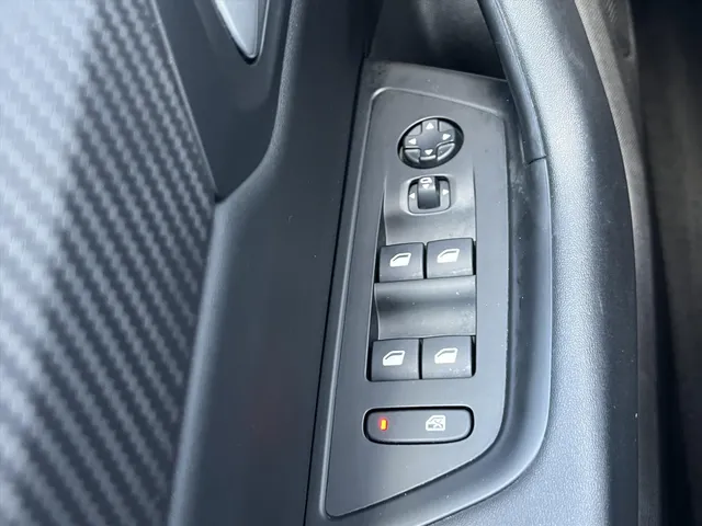 
Peugeot 508 Sw 1.6 Hybrid 225pk e-EAT8 Allure Pack Business | Trekhaak | Camera | Carplay | Elektrische Klep | Navigatie vol									