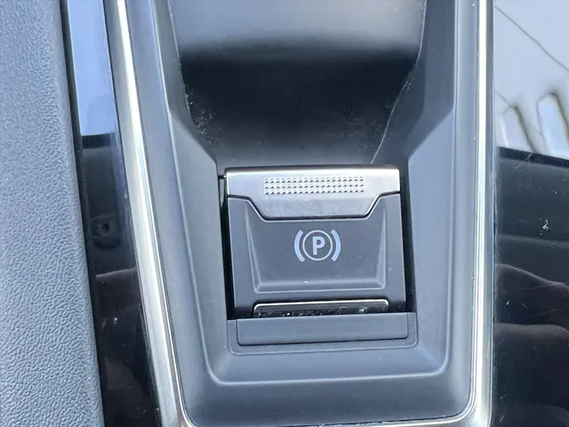 
Peugeot 508 Sw 1.6 Hybrid 225pk e-EAT8 Allure Pack Business | Trekhaak | Camera | Carplay | Elektrische Klep | Navigatie vol									