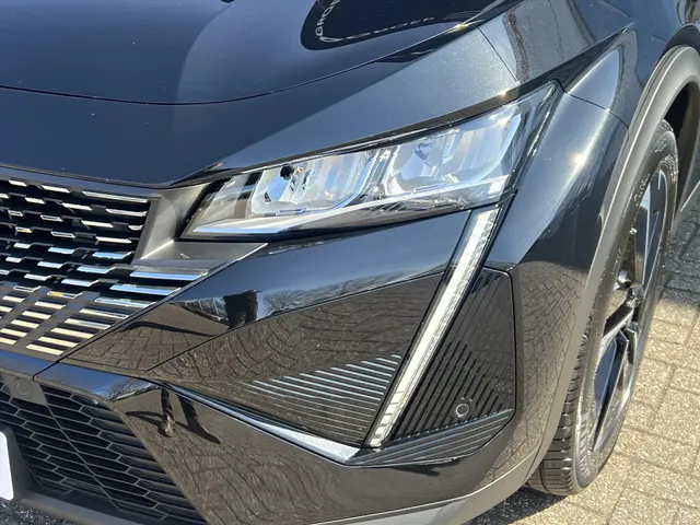 
Peugeot 408 1.2 Hybrid 145PK e-DCS6 Allure | Navigatie | Camera | Parkeersensoren | Climate Control | vol									