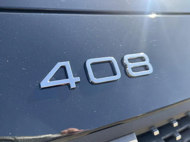 
Peugeot 408 1.2 Hybrid 145PK e-DCS6 Allure | Navigatie | Camera | Parkeersensoren | Climate Control | vol									