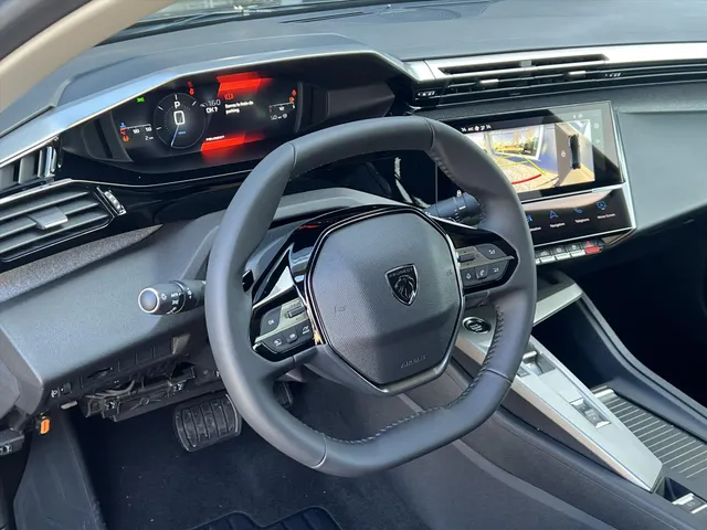 
Peugeot 408 1.2 Hybrid 145PK e-DCS6 Allure | Navigatie | Camera | Parkeersensoren | Climate Control | vol									