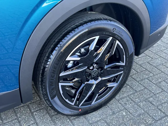 
Peugeot 5008 1.2 HYBRID 136pk e-DCS6 Allure | Automaat | Camera | Navigatie | Cruise Control | Parkeersensoren | vol									