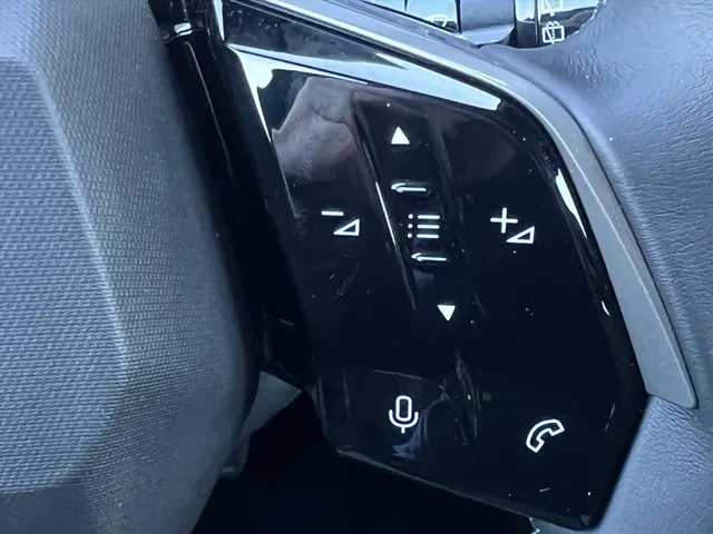 
Peugeot 5008 1.2 HYBRID 136pk e-DCS6 Allure | Automaat | Camera | Navigatie | Cruise Control | Parkeersensoren | vol									