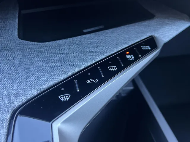 
Peugeot 5008 1.2 HYBRID 136pk e-DCS6 Allure | Automaat | Camera | Navigatie | Cruise Control | Parkeersensoren | vol									