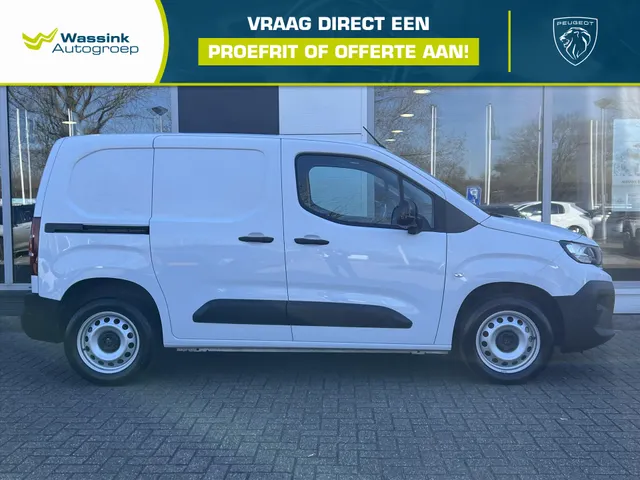 
Peugeot Partner 1.5 BlueHDi 100pk L1 | Trekhaak | Navigatie | Camera | Parkeersensoren | vol									