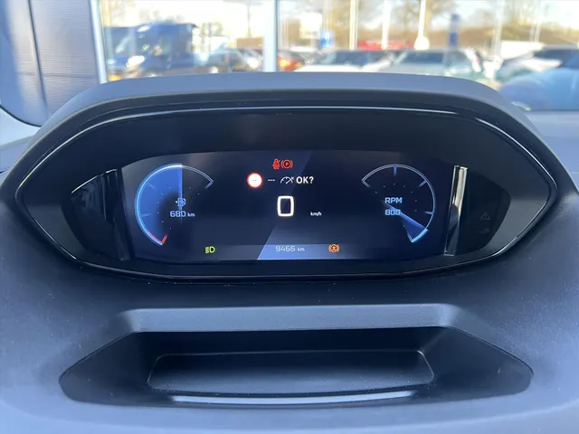 
Peugeot Partner 1.5 BlueHDi 100pk L1 | Trekhaak | Navigatie | Camera | Parkeersensoren | vol									