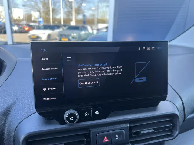 
Peugeot Partner 1.5 BlueHDi 100pk L1 | Trekhaak | Navigatie | Camera | Parkeersensoren | vol									