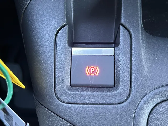 
Peugeot Partner 1.5 BlueHDi 100pk L1 | Trekhaak | Navigatie | Camera | Parkeersensoren | vol									