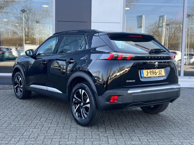 
Peugeot 2008 1.2 PureTech 100pk Allure | Camera | Parkeersensoren | Apple Carplay | Android Auto | vol									