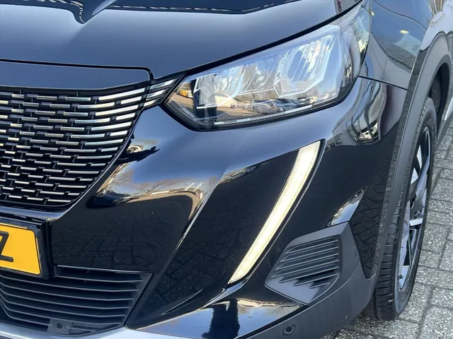 
Peugeot 2008 1.2 PureTech 100pk Allure | Camera | Parkeersensoren | Apple Carplay | Android Auto | vol									