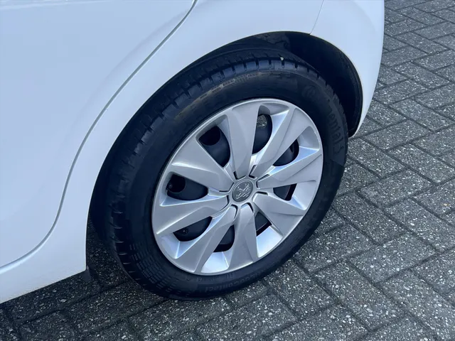 
Peugeot 108 1.0 e-VTi 72pk 5D TOP! Active | Camera | Airco | Apple CarPlay | Android Auto | vol									