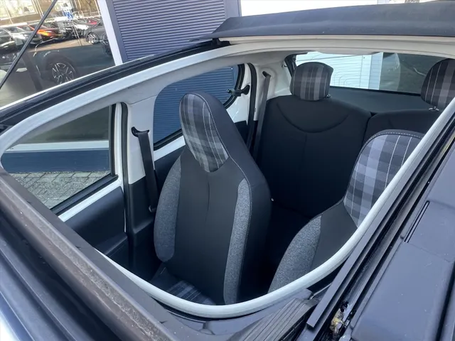 
Peugeot 108 1.0 e-VTi 72pk 5D TOP! Active | Camera | Airco | Apple CarPlay | Android Auto | vol									