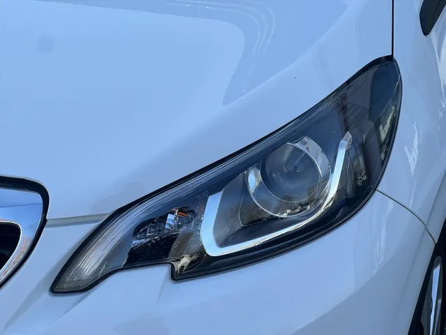 
Peugeot 108 1.0 e-VTi 72pk 5D TOP! Active | Camera | Airco | Apple CarPlay | Android Auto | vol									