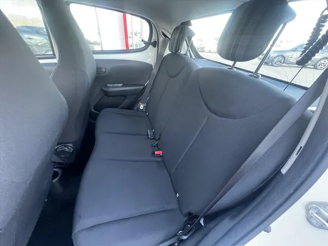 
Peugeot 108 1.0 e-VTi 72pk 5D TOP! Active | Camera | Airco | Apple CarPlay | Android Auto | vol									