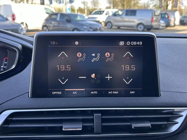 
								Peugeot 3008 1.6 PureTech 180pk Automaat GT-Line | Hifi Focal | Cruise Controle | Navigatie | Apple Carplay & Android Auto | Carrosserieafwerking Coupe Franche | vol									