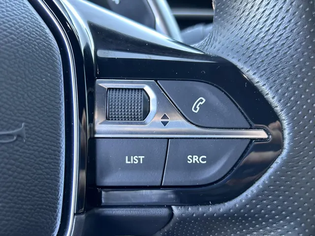 
								Peugeot 3008 1.6 PureTech 180pk Automaat GT-Line | Hifi Focal | Cruise Controle | Navigatie | Apple Carplay & Android Auto | Carrosserieafwerking Coupe Franche | vol									