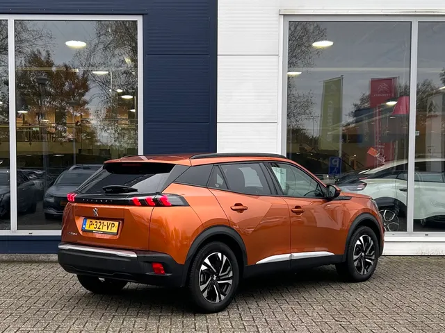 
Peugeot e-2008 EV 50kWh 136pk Allure I Navigatie via App | Lichtmetalen Velgen | Climate Control | Cruise Control | Parkeersensoren Achter | vol									