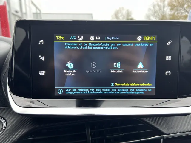 
Peugeot e-2008 EV 50kWh 136pk Allure I Navigatie via App | Lichtmetalen Velgen | Climate Control | Cruise Control | Parkeersensoren Achter | vol									
