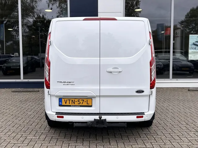 
Ford Transit Custom GB 2.0 TDCi 130PK 300 L2H1 Limited | parkeersensoren | Navigatie | Trekhaak | vol									